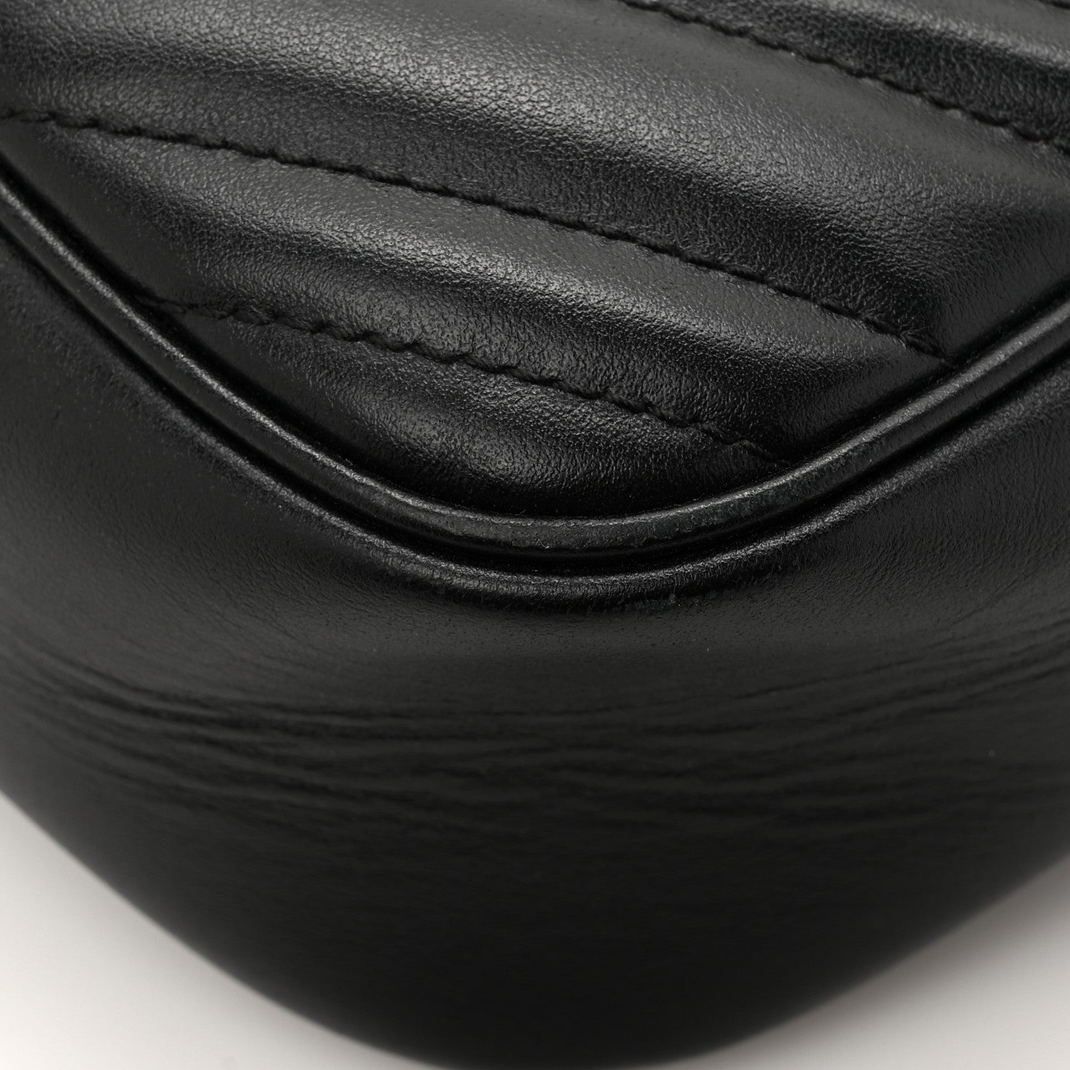 Gucci Calfskin Matelasse Small GG Marmont Chain Shoulder Bag Black 15 of 16