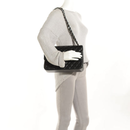 Chanel Caviar Quilted Jumbo Double Flap Black 2 of 9