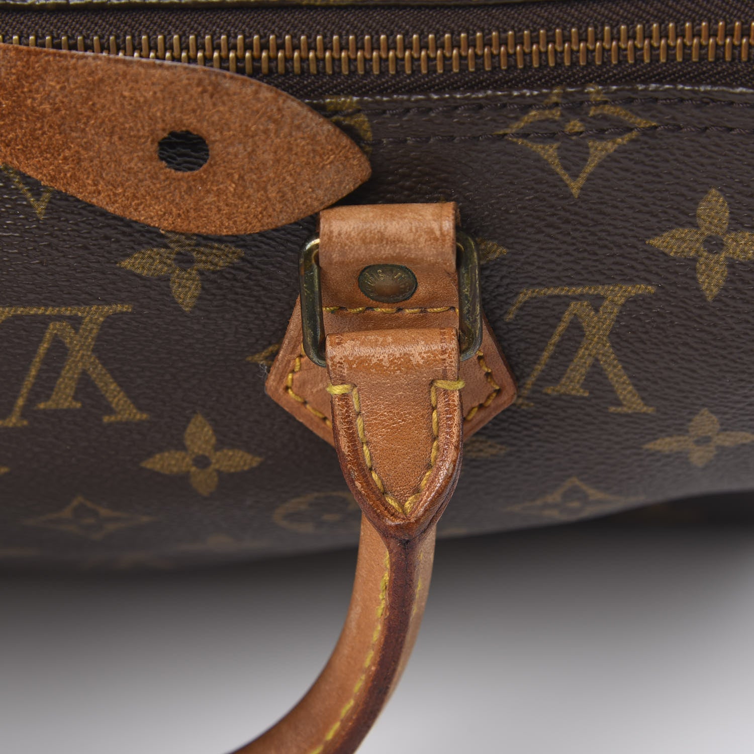 Louis Vuitton Monogram Speedy 25 18 of 18