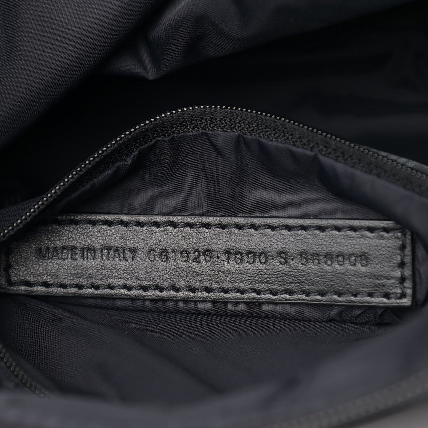 Recycled Sport Nylon Logo Embroidered Wheel Sling Bag Black White