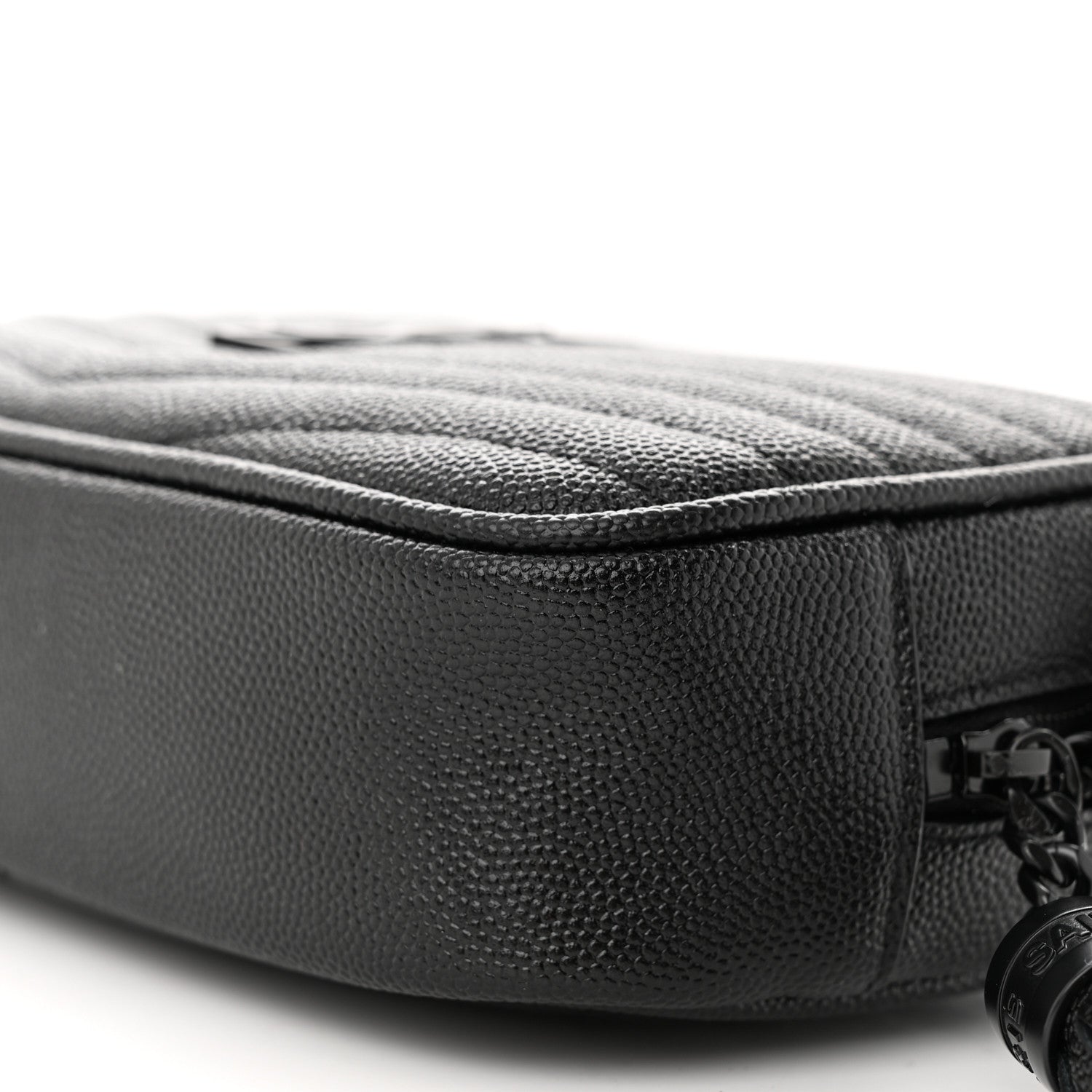 Saint Laurent Grain De Poudre Matelasse Monochrome Monogram Mini Lou Camera Bag Black 10 of 11