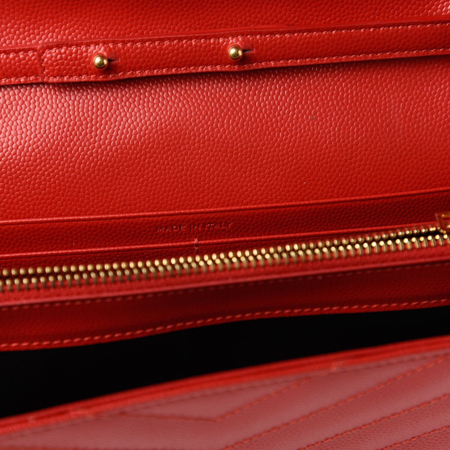 Grain De Poudre Matelasse Chevron Monogram Chain Wallet Red