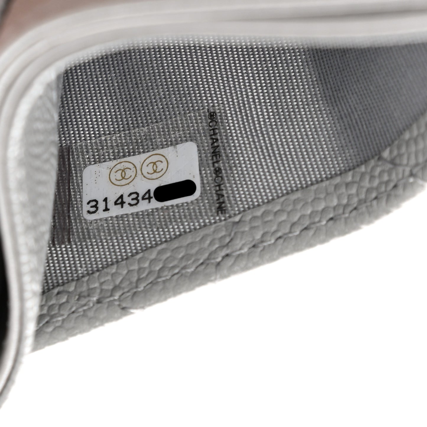 Caviar Quilted Card Holder Grey