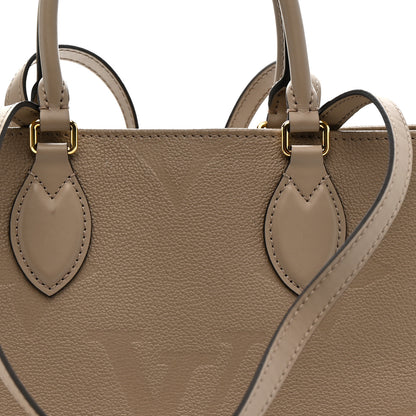 Louis Vuitton Empreinte Monogram Giant Onthego MM Tourterelle 7 of 9