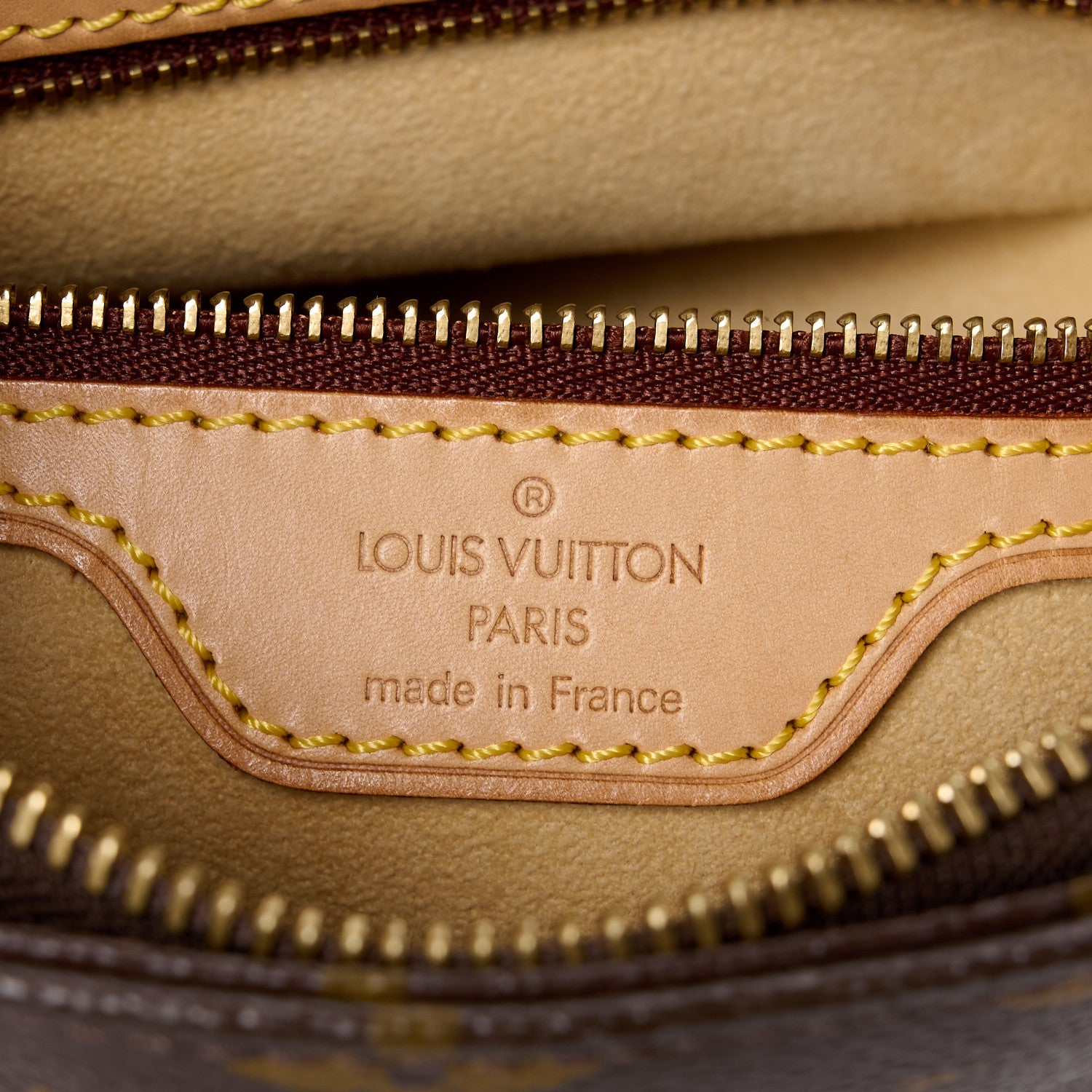 Louis Vuitton Monogram Looping MM 6 of 10