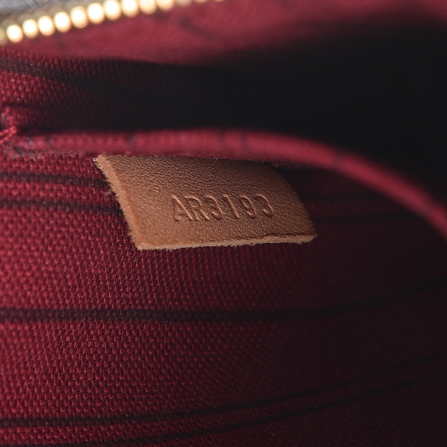 Louis Vuitton Monogram Neverfull PM Pochette 7 of 10