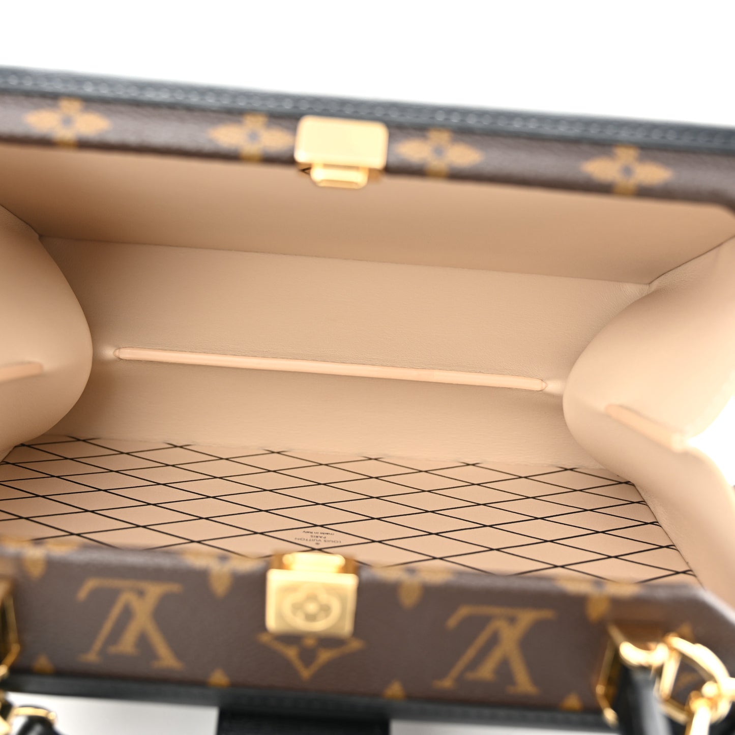 Monogram Petite Malle V Black