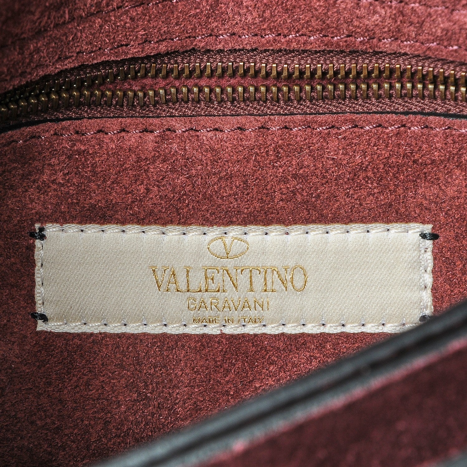 Valentino Garavani Pebbled Calfskin Rockstud Rolling Wristlet Clutch Rubin 6 of 7