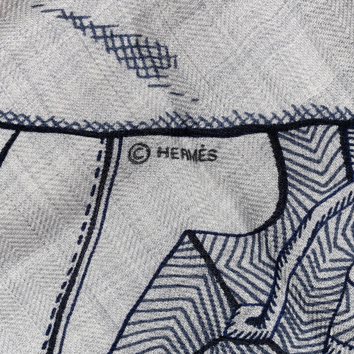 Hermes Cashmere Silk Zouaves Et Dragons Shawl 140 Gris Chine Marine 4 of 6