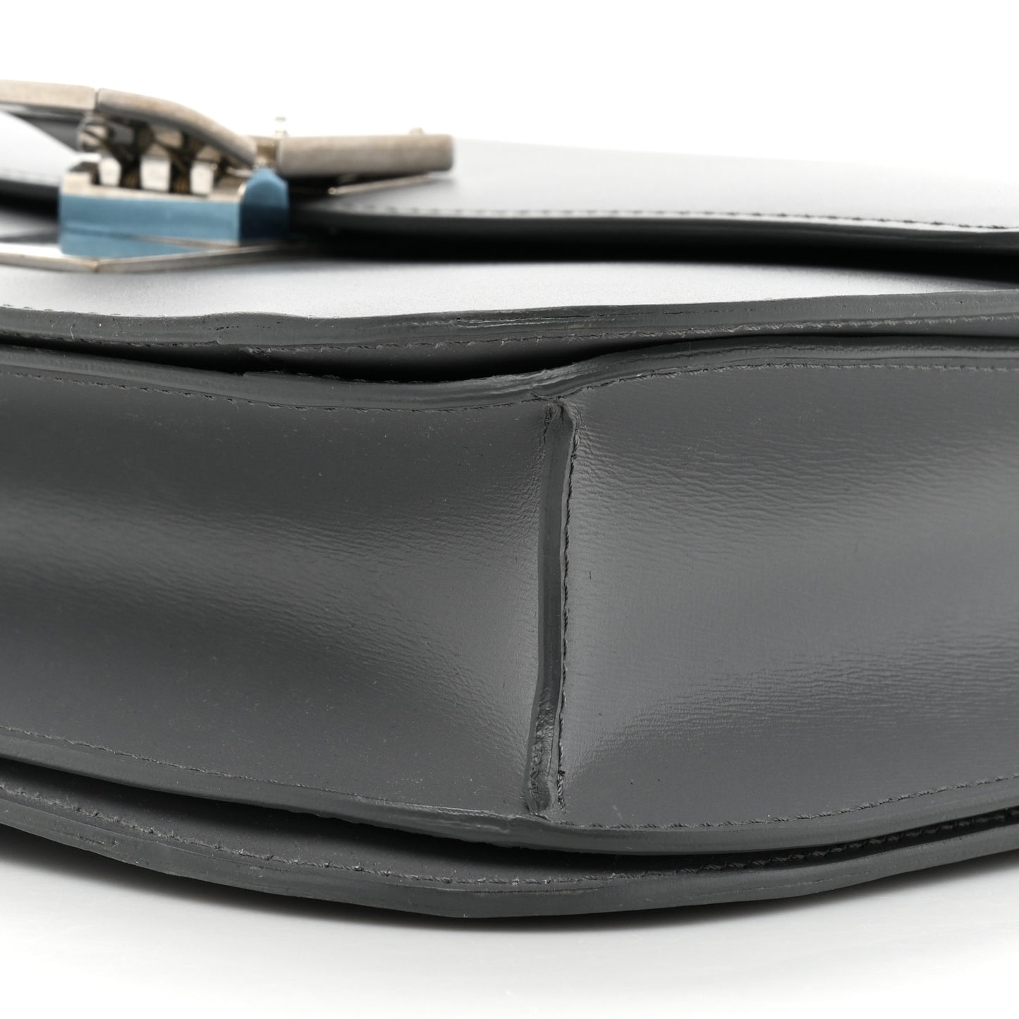 Box Calfskin Medium Classic Box Flap Bag Zinc