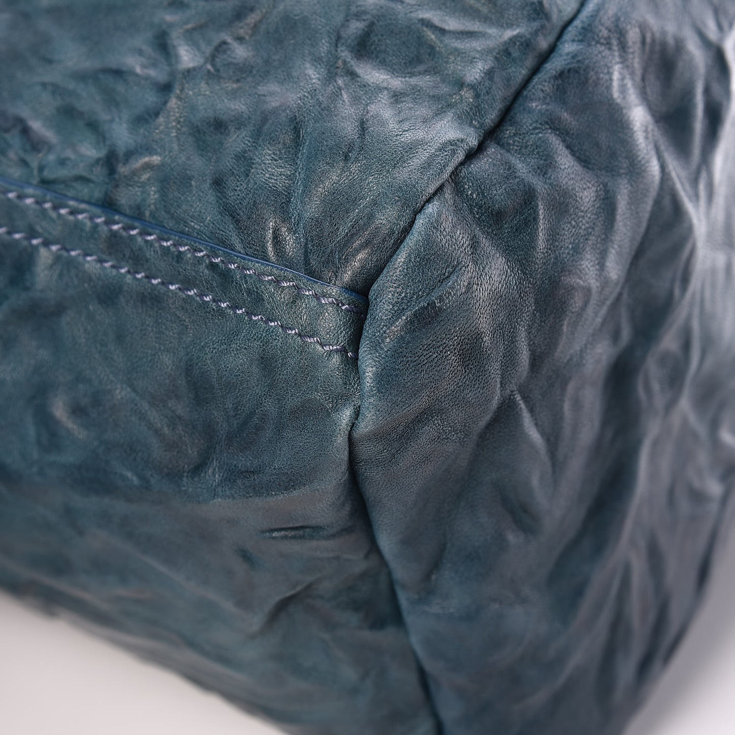 Tumbled Sheepskin Medium Pandora Mineral Blue