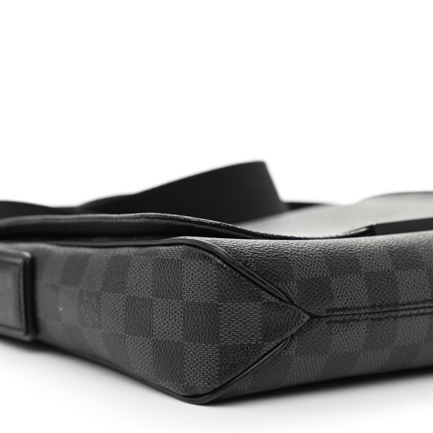 Damier Graphite District PM
