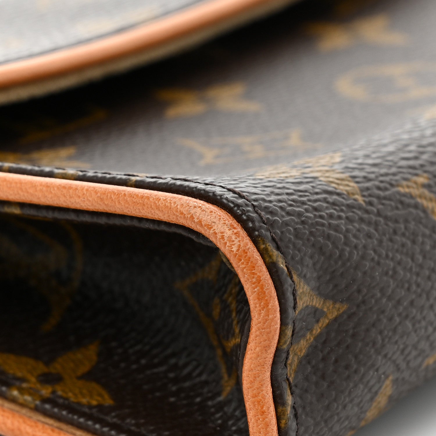 Louis Vuitton Monogram Pochette Florentine S 11 of 15