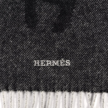 Hermes Cashmere Crazy Chain Muffler Anthracite Flanelle 3 of 4