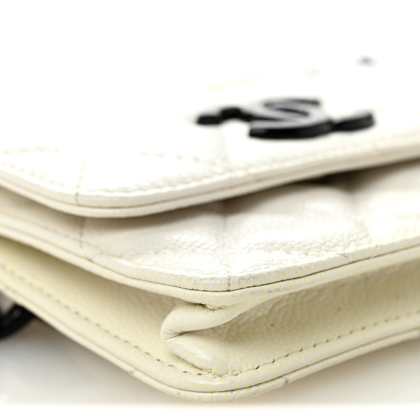 Caviar Quilted My Everything Belt Flap Card Holder White