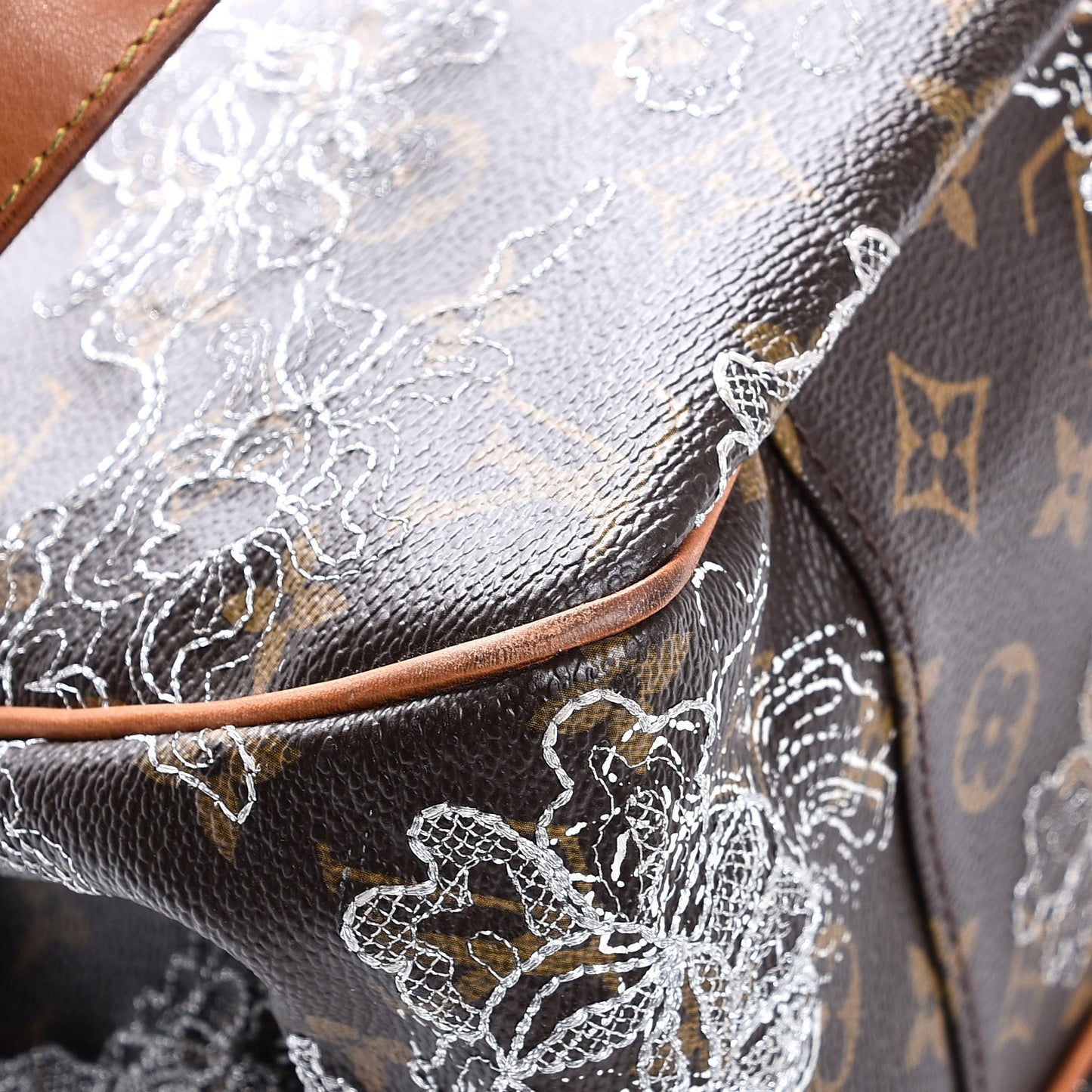 Monogram Dentelle Batignolles Horizontal Silver