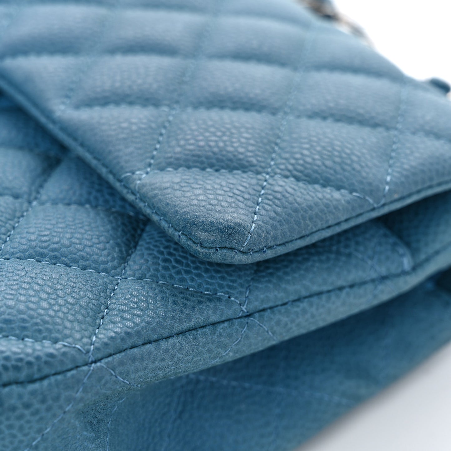 Iridescent Caviar Quilted Medium Double Flap Turquoise