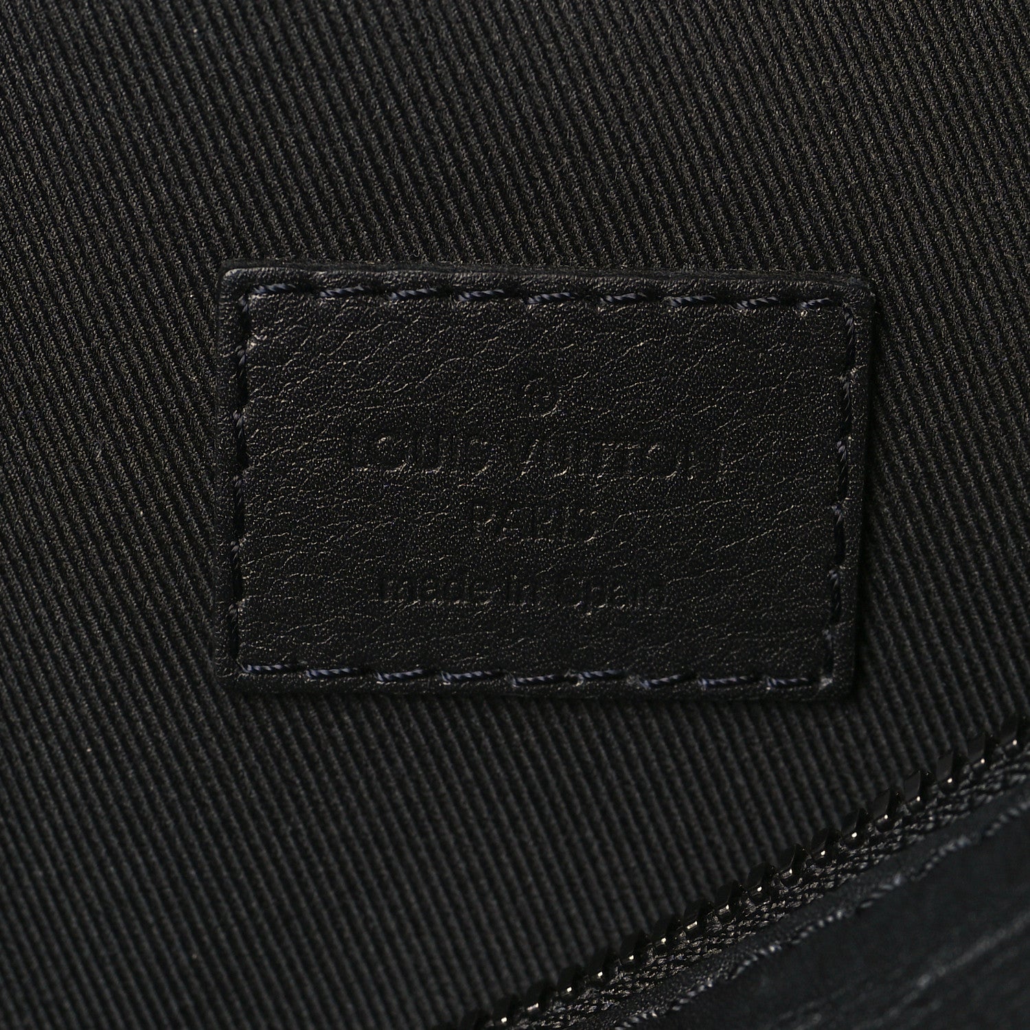 Louis Vuitton Calfskin Monogram Shadow Discovery Bumbag Black 6 of 8