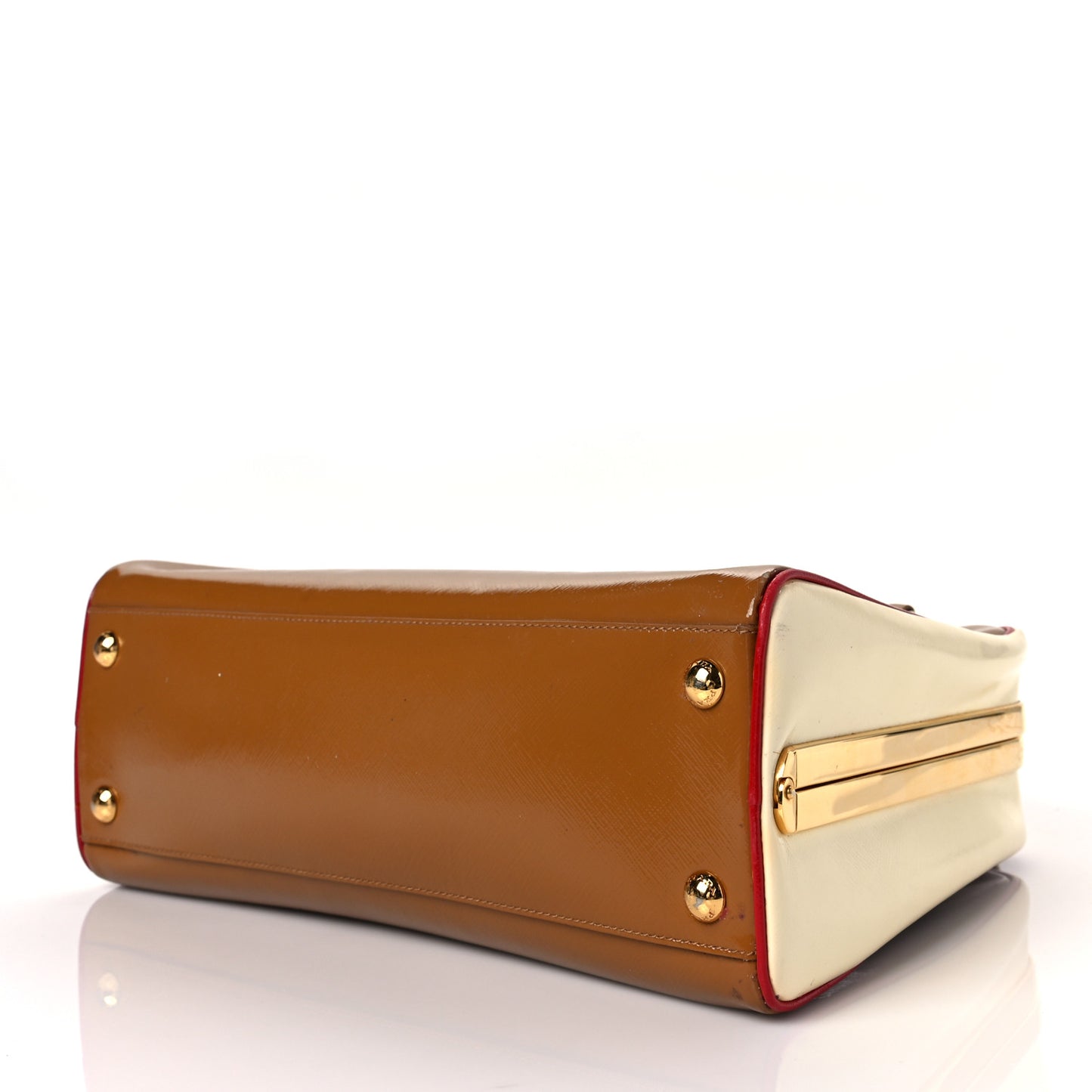 Saffiano Vernice Pyramid Bag Caramel Rosso White