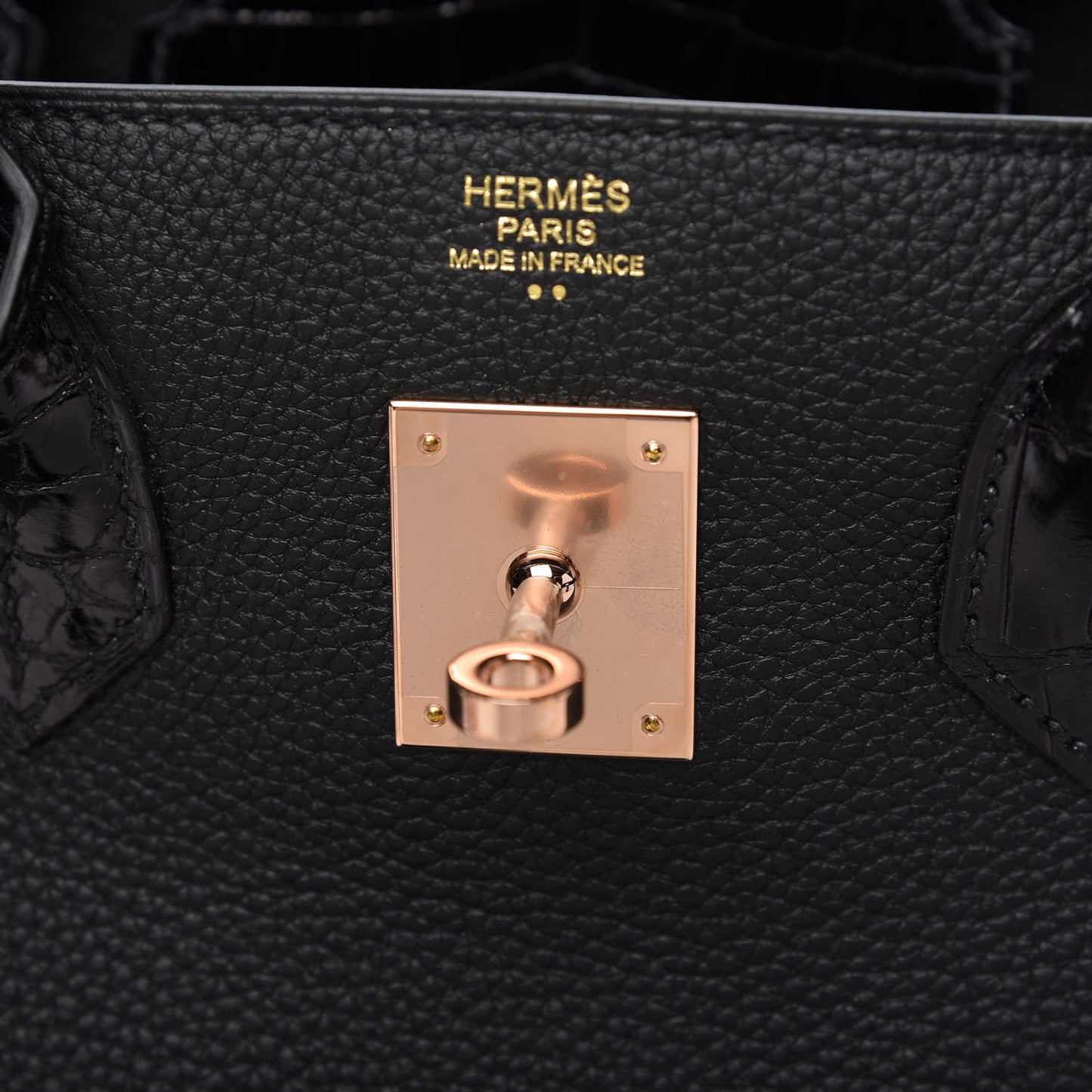 Taurillon Novillo Shiny Niloticus Crocodile Birkin Touch 30 Black