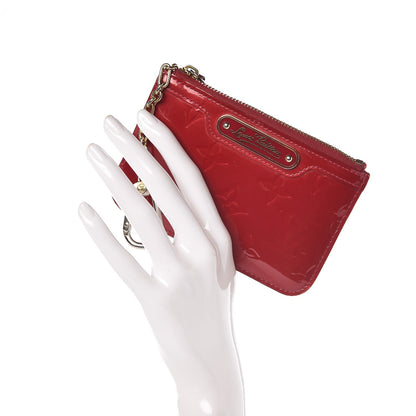 Louis Vuitton Vernis Key Pouch Pomme D'Amour 2 of 12