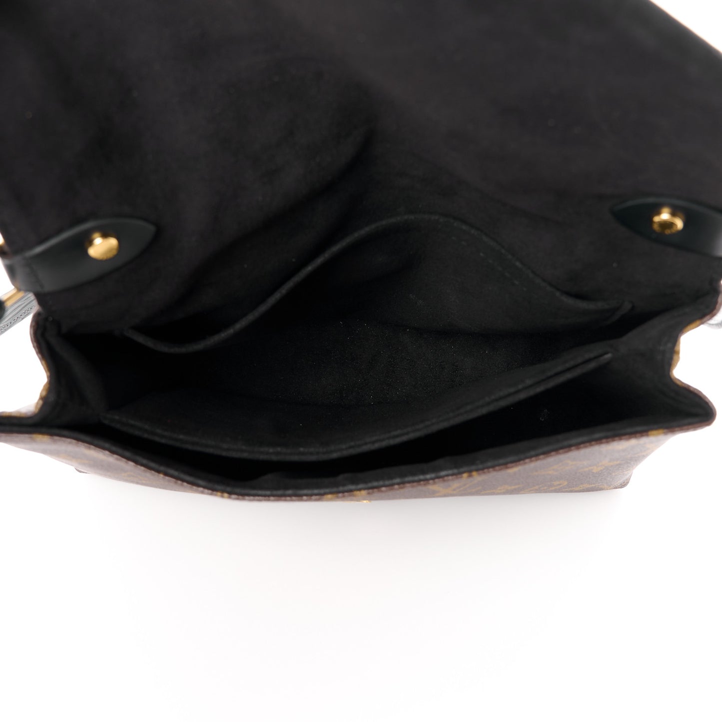 LOUIS VUITTON Epi Monogram Saint Michel Black