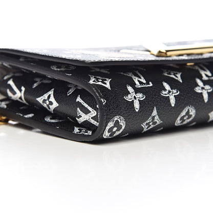 Louis Vuitton Catogram Twist Chain Wallet Black 7 of 9