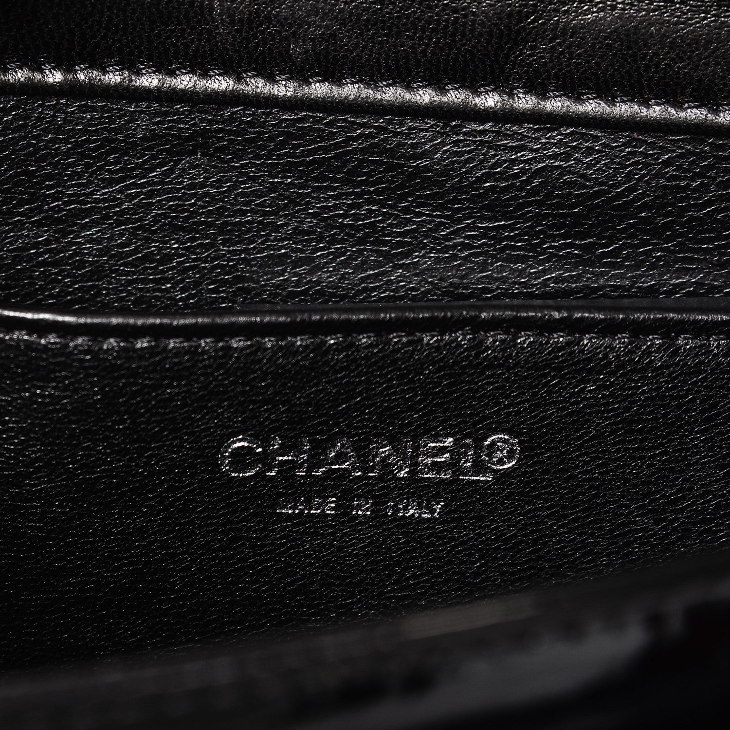 Chanel Patent Just a Drop of N°5 Comic Coco Clutch 6 of 7