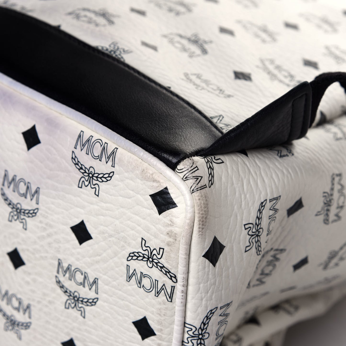 Visetos Medium Studded Stark Backpack White