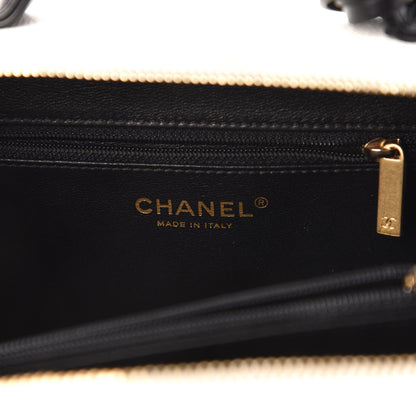 Chanel Caviar Quilted Medium CC Filigree Vanity Case White Black 8 of 10