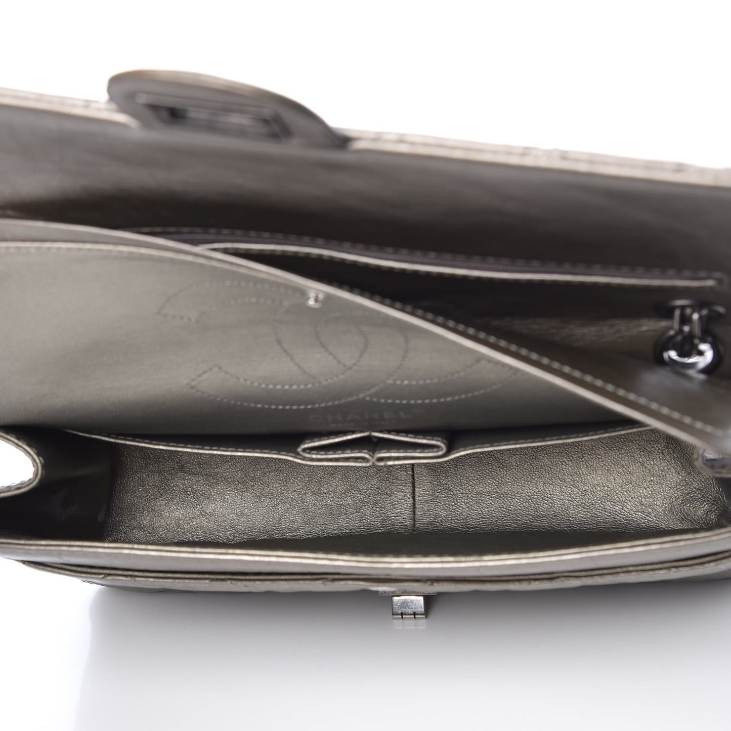 Metallic Aged Calfskin 2.55 Reissue 226 Flap Light Gold