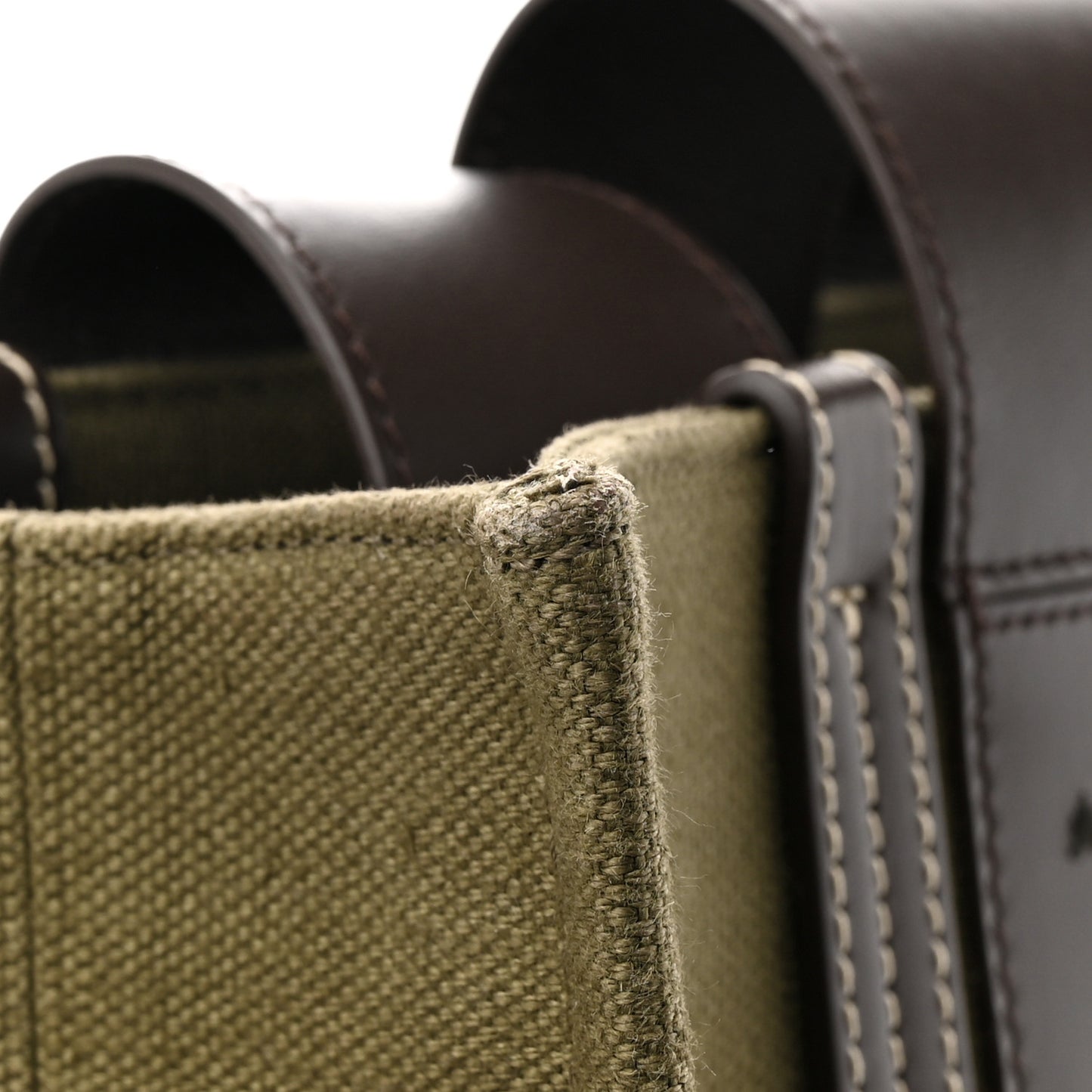 Linen Calfskin Medium Woody Tote Warm Green