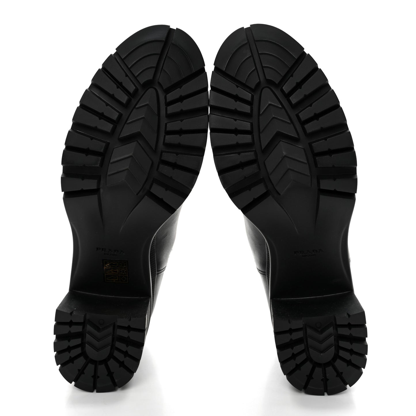 Vitello Montana Lug Sole Chelsea 55mm Boots 40.5 Black