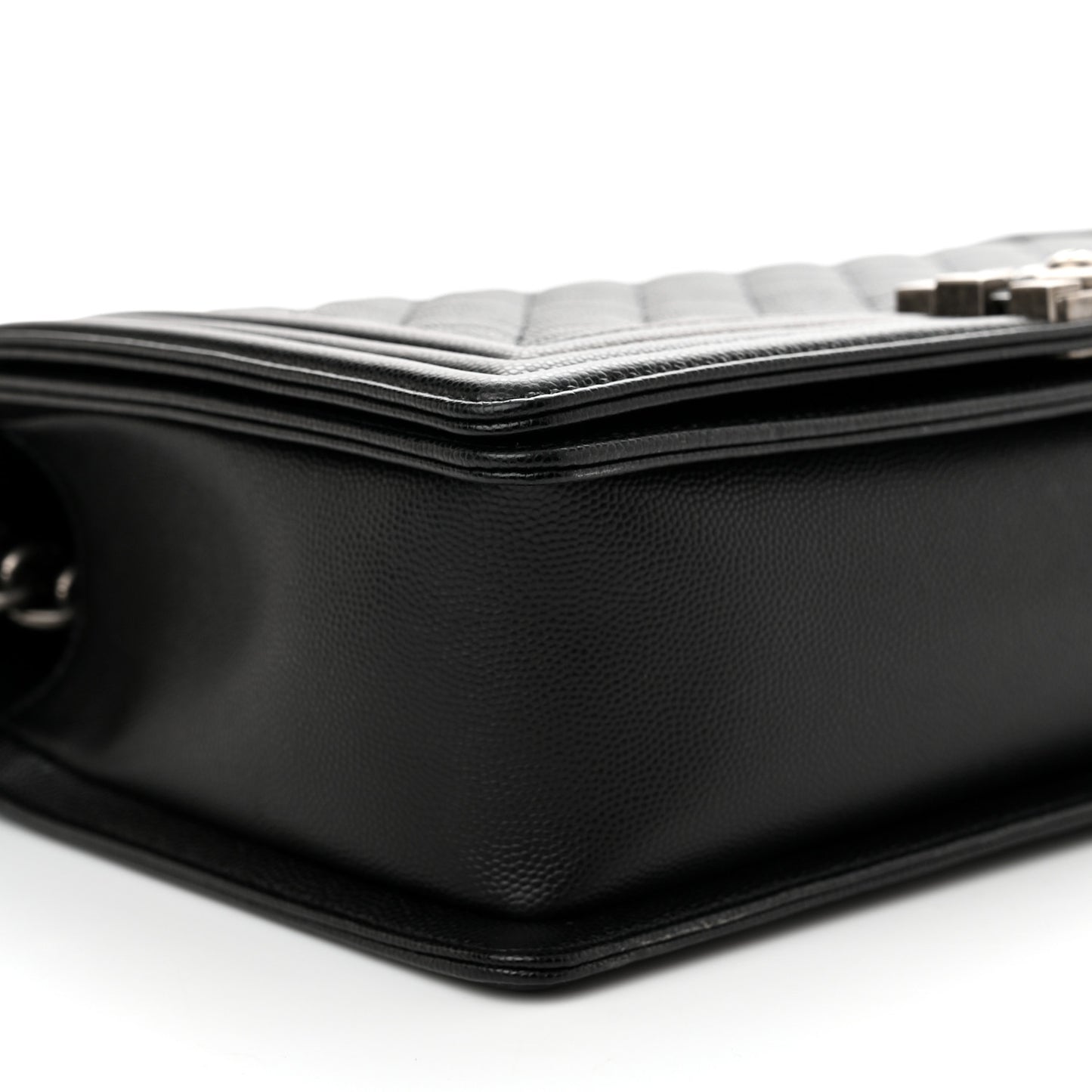 Caviar Quilted New Medium Boy Flap Black