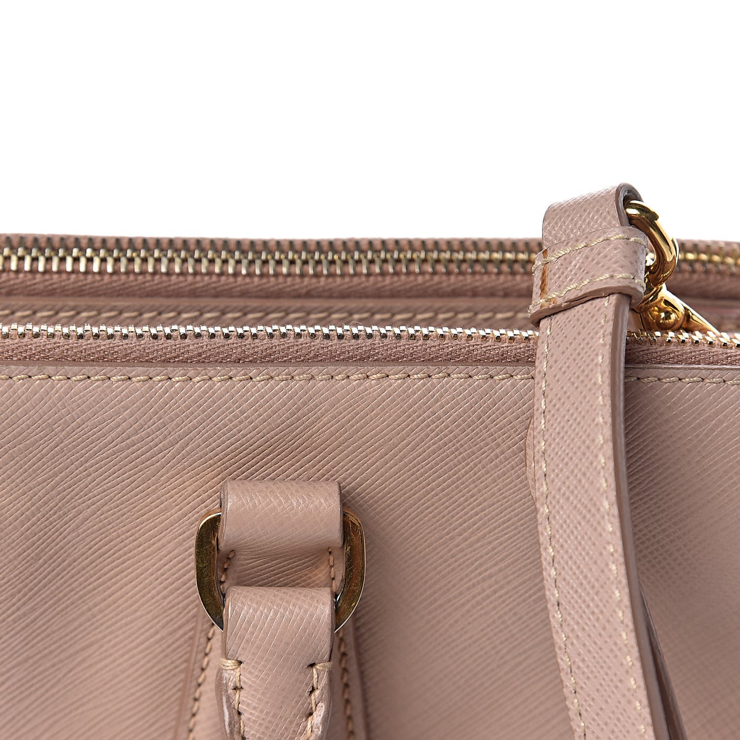Saffiano Medium Galleria Double Zip Tote Cammeo