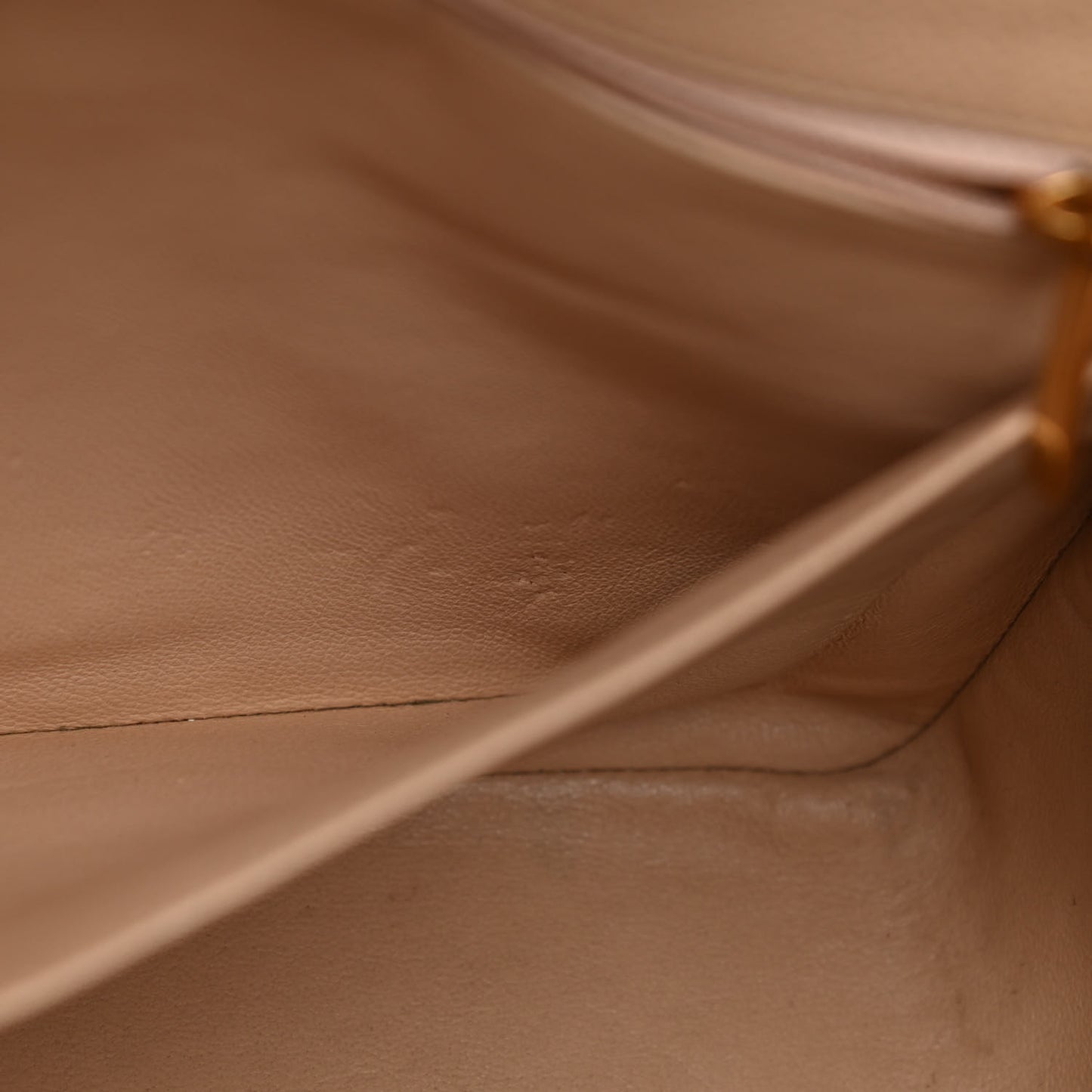 Caviar Quilted Jumbo Single Flap Beige