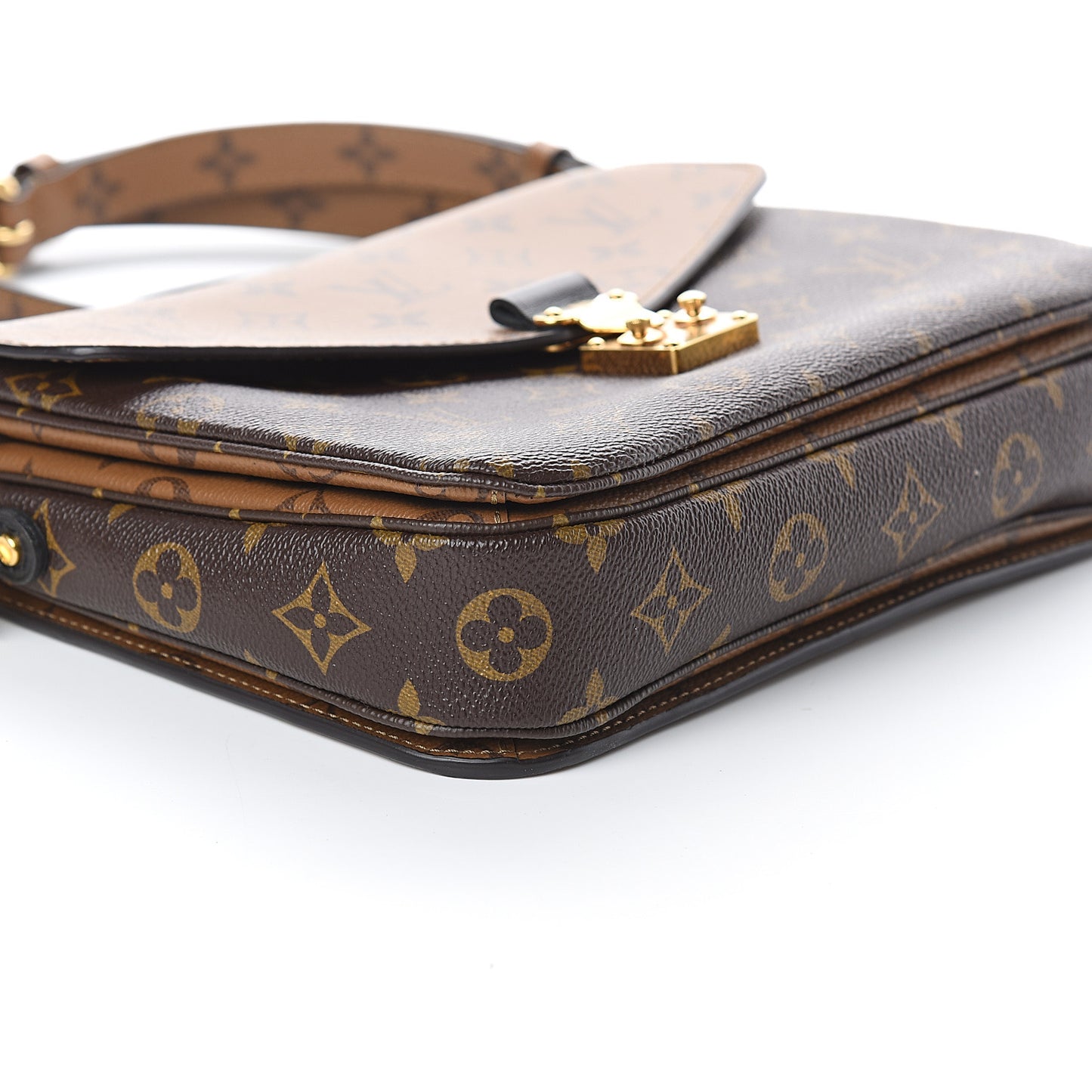 Reverse Monogram Pochette Metis