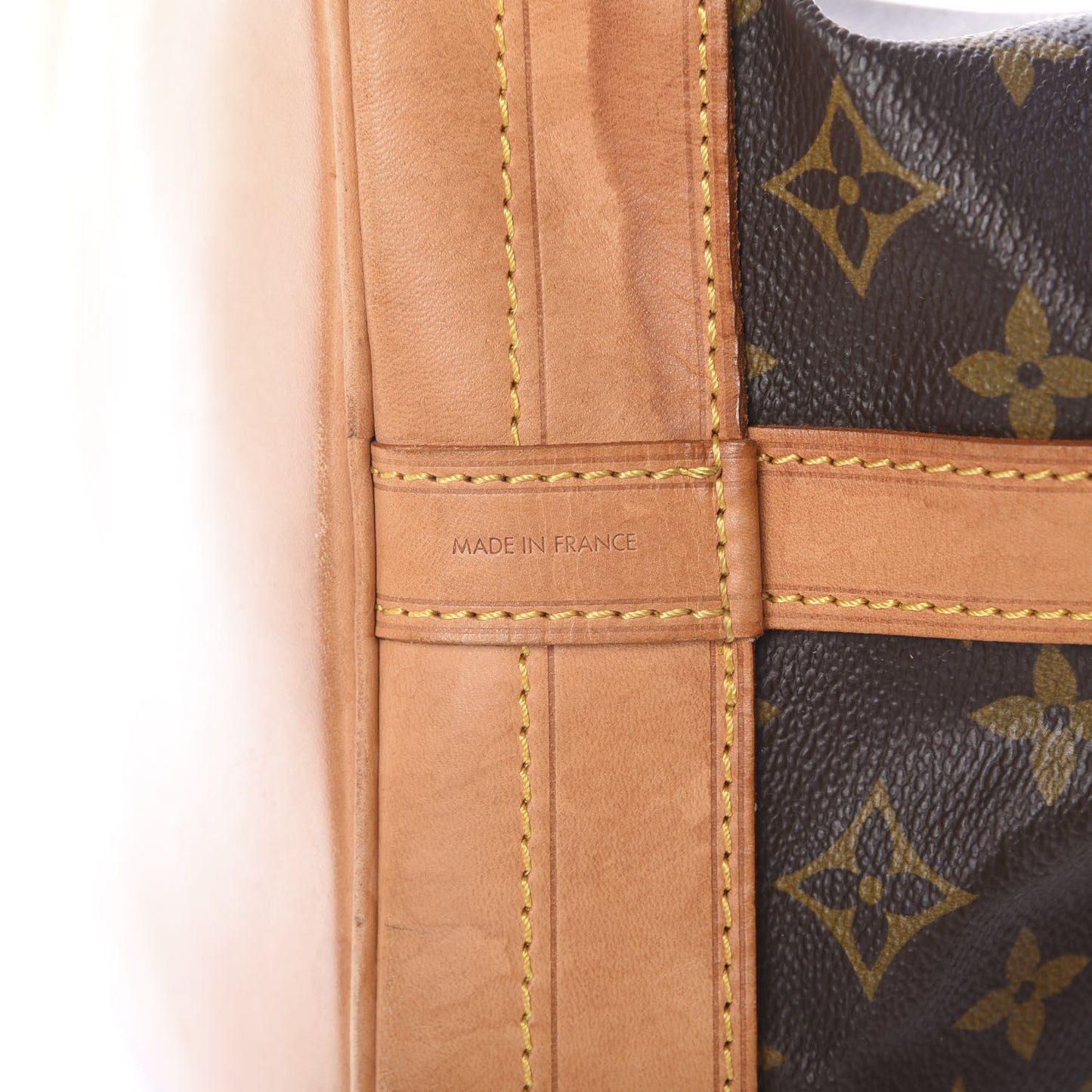 Monogram Noe
