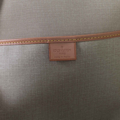 Louis Vuitton Monogram Excursion Shoe Bag 7 of 9