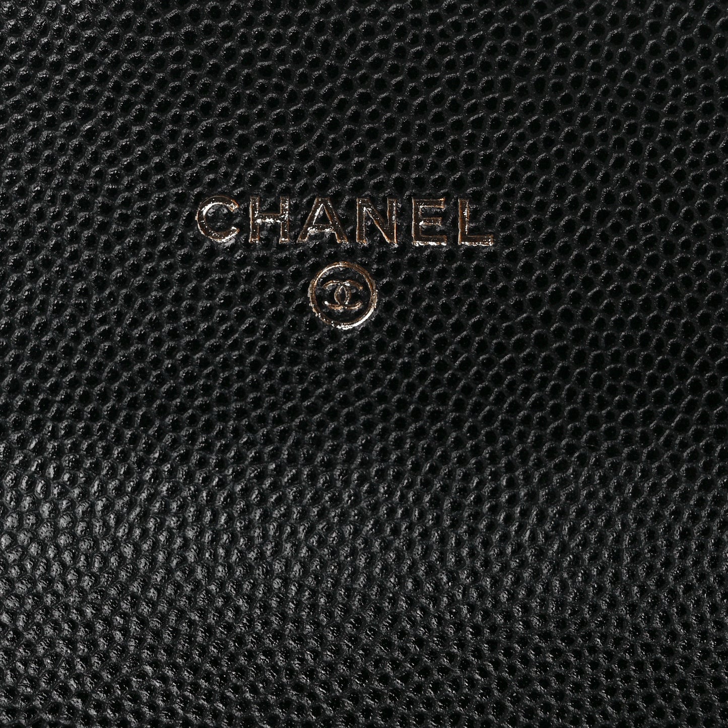 Caviar Quilted Medium Gusset Flap Wallet Black