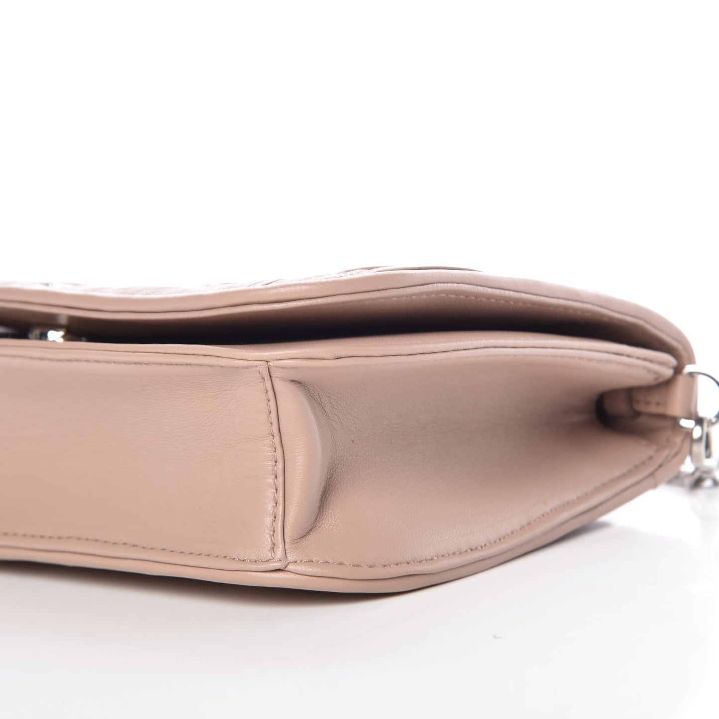 Nappa Gaufre Flap Cipria