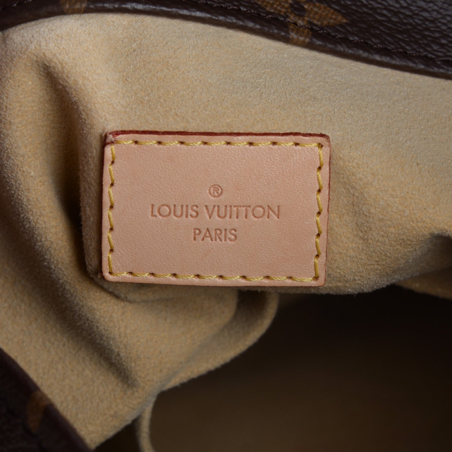 Louis Vuitton Monogram Artsy MM 10 of 11