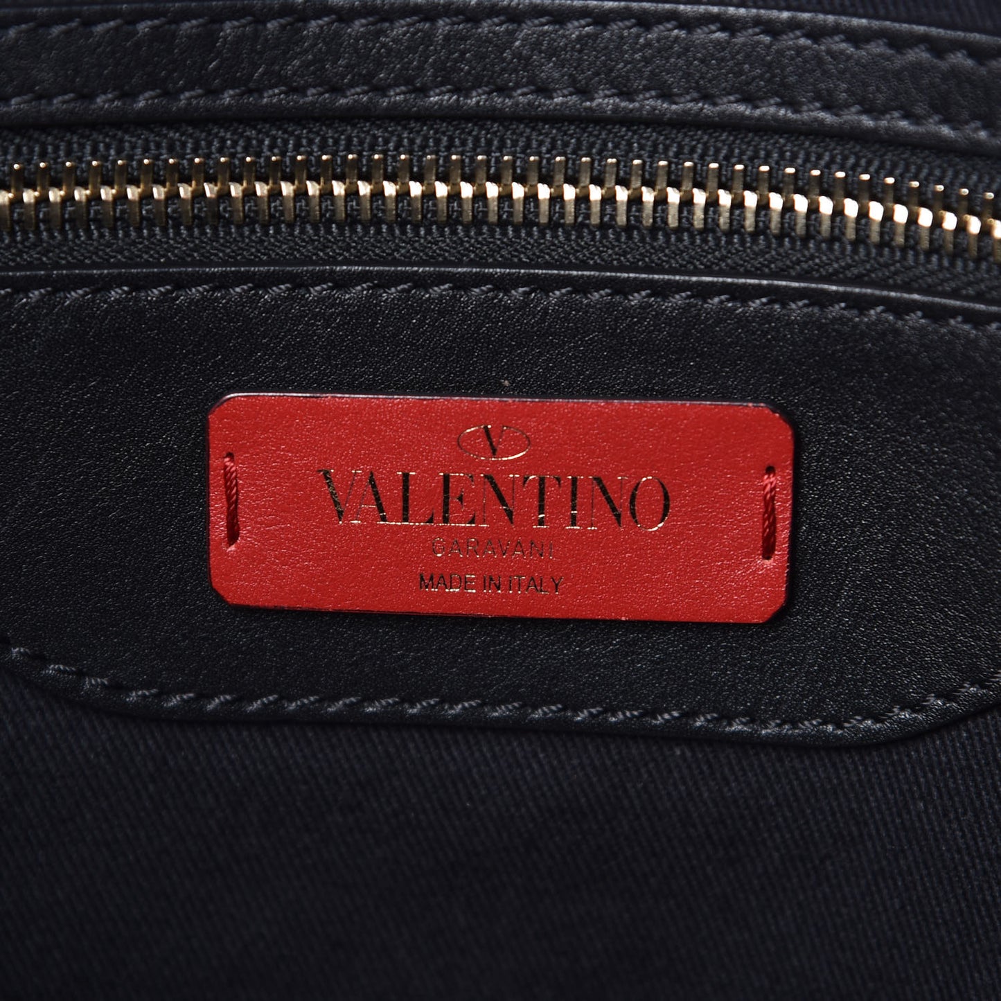 Vitello Lovestud Tote Black