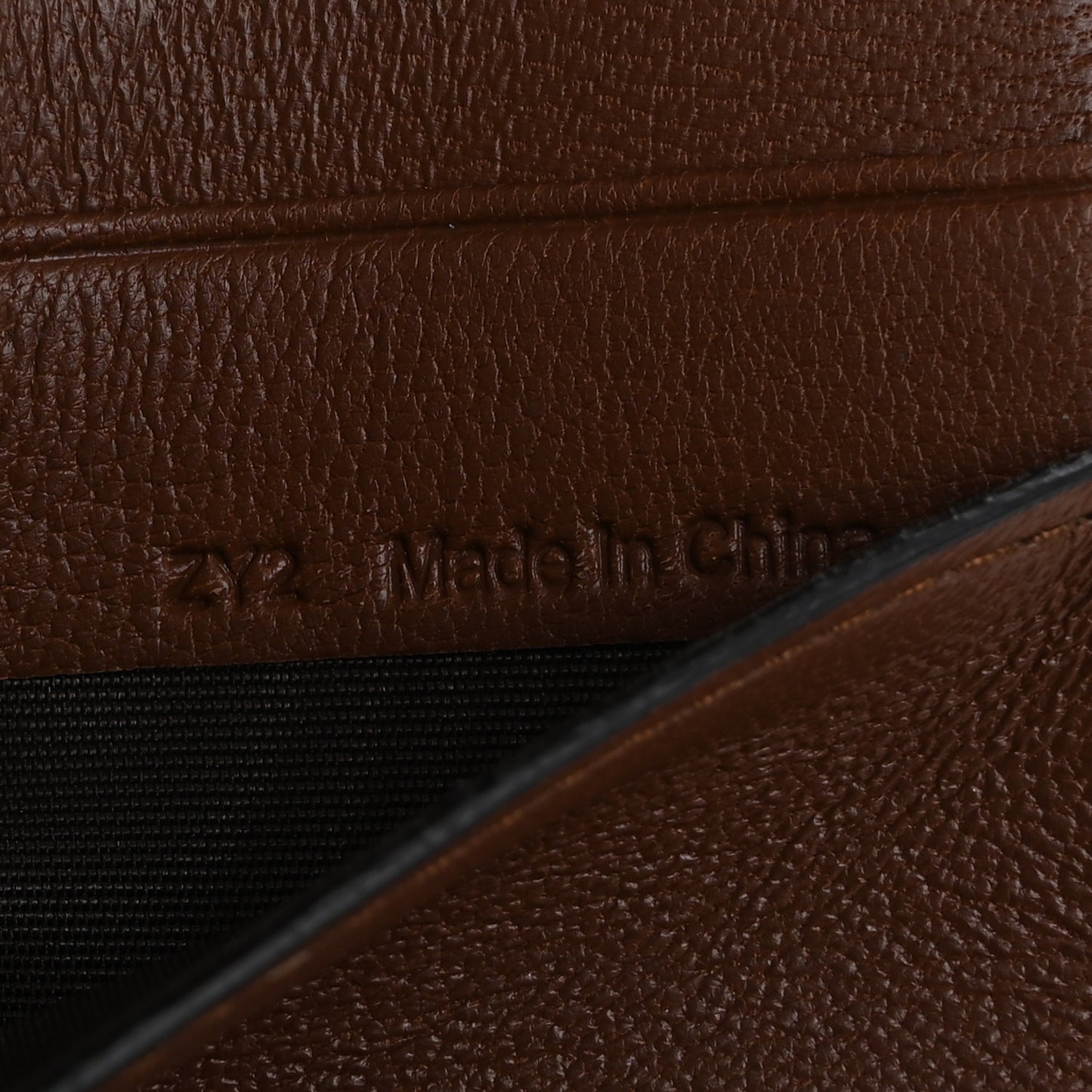 Small Classic Grain Tri-fold Wallet Oak
