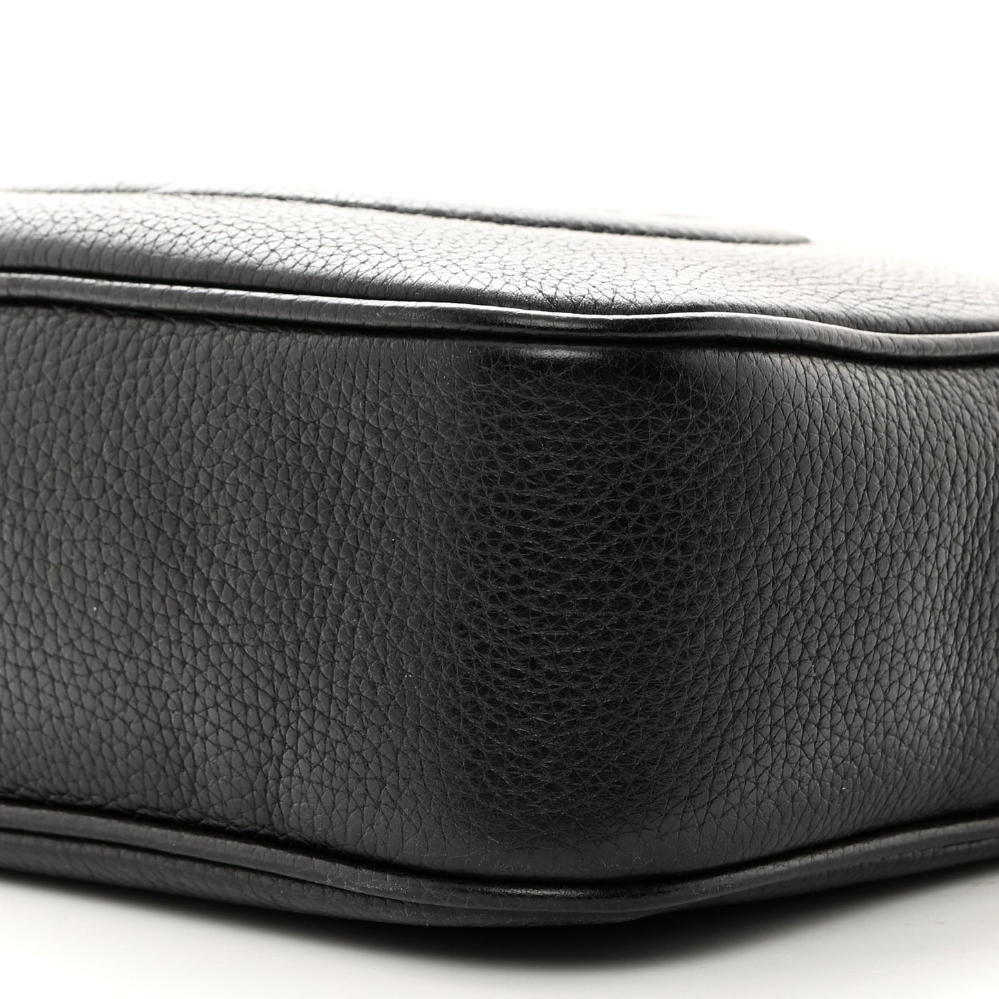 Pebbled Calfskin Small Soho Disco Bag Black