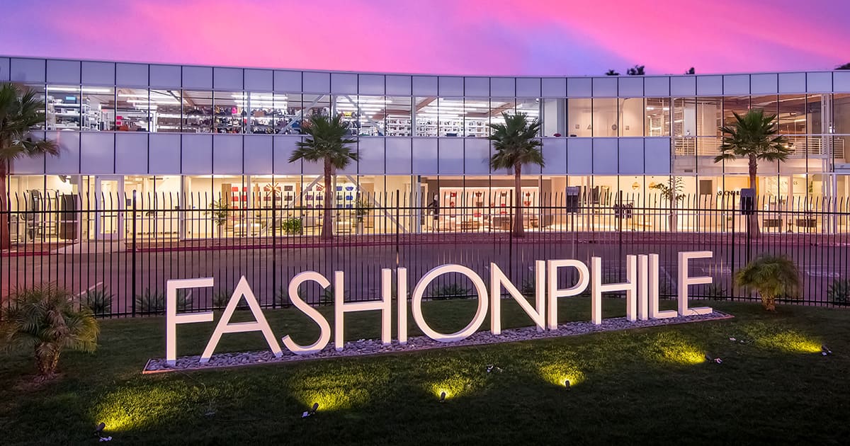 About – FASHIONPHILE