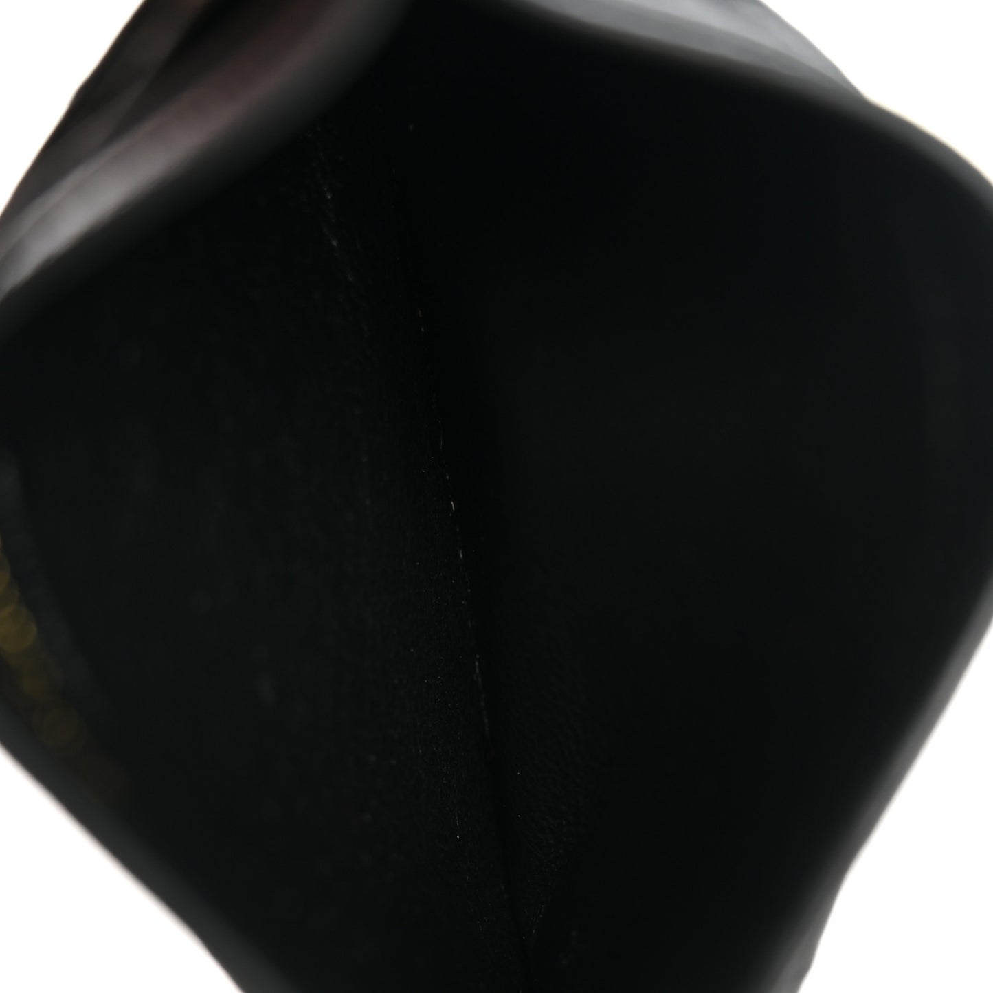 Grain De Poudre Matelasse Chevron Monogram Credit Card Case Black