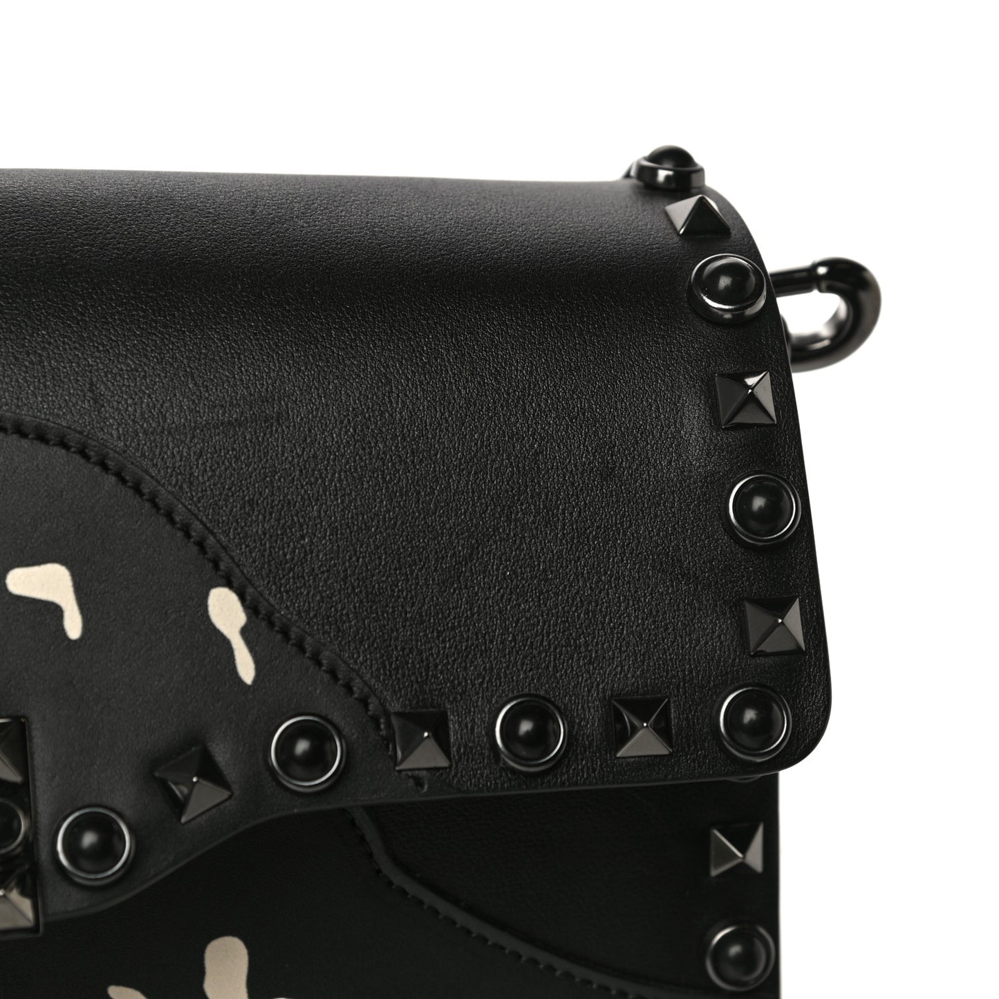 Calfskin Panther Medium Guitar Strap Rockstud Rolling Flap Saddle Bag Black
