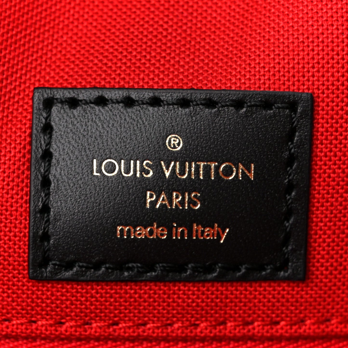 Reverse Monogram Giant Onthego MM