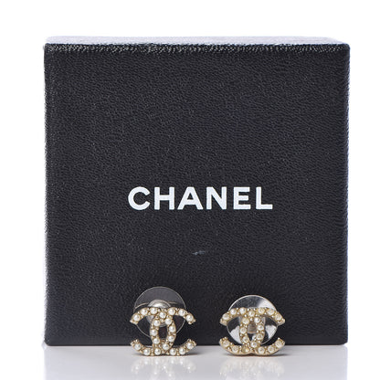 Chanel Pearl CC Earrings Light Gold 7 of 7